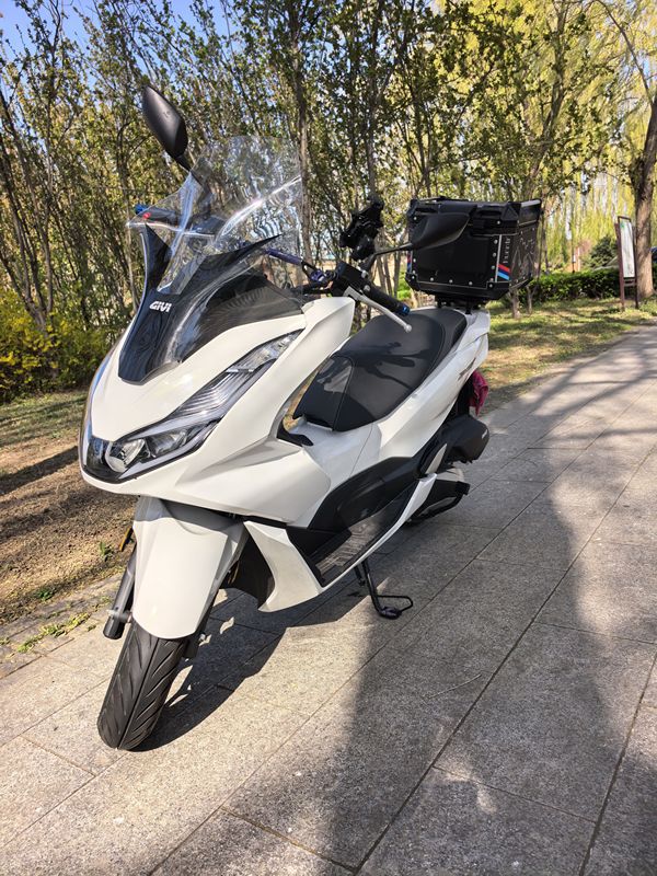 二手五羊本田PCX