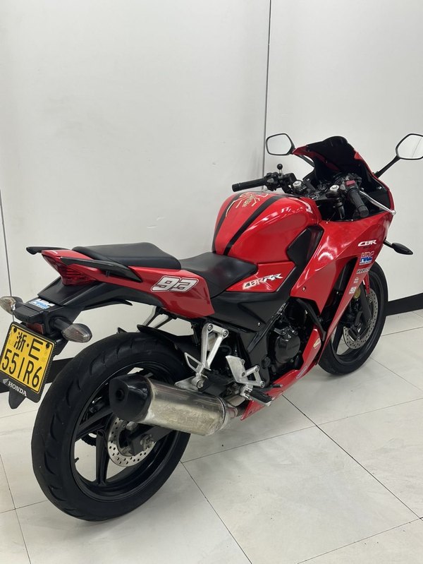 二手本田CBR300R