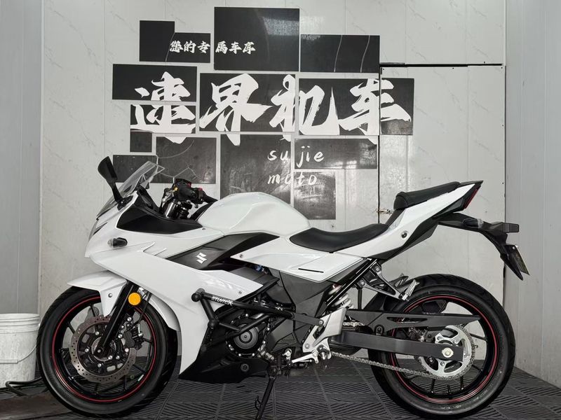二手豪爵铃木GSX250R