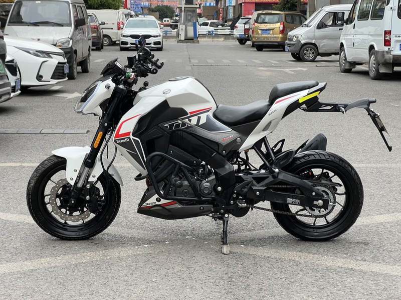 二手贝纳利小迅龙 BN150S