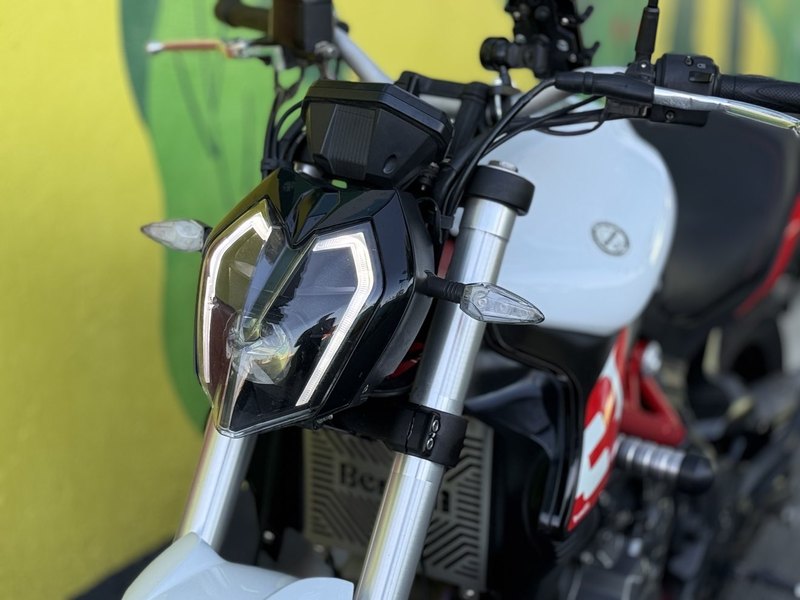 二手贝纳利蓝宝龙 BN302S