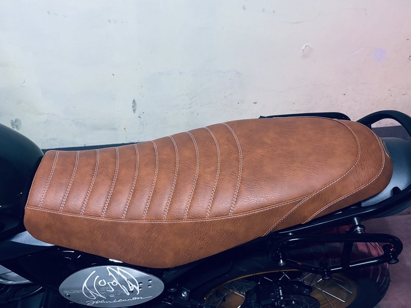 二手凯旋Scrambler 400 X