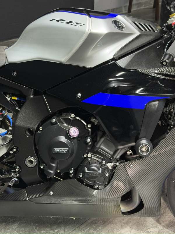 二手雅马哈YZF-R1