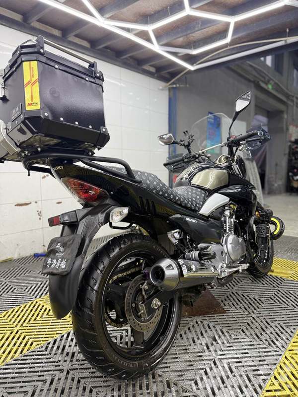 二手豪爵铃木骊驰 GW250