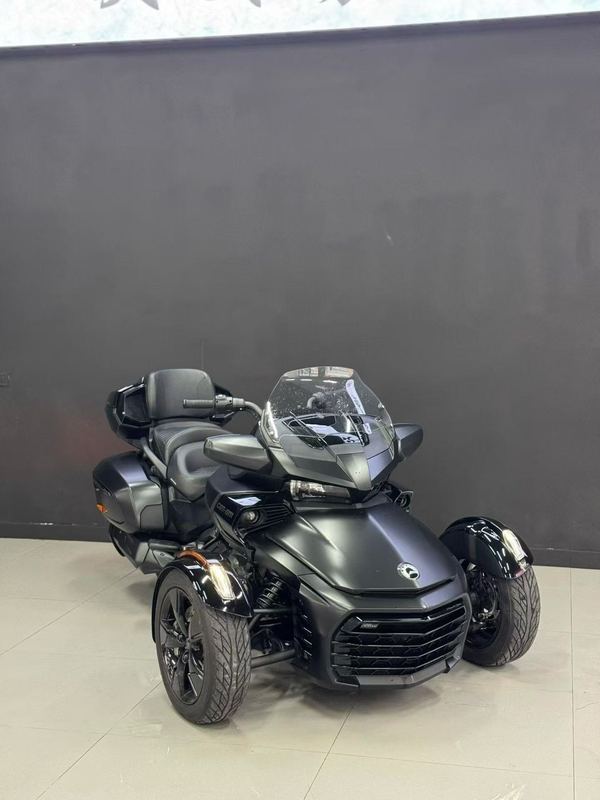 二手庞巴迪Spyder F3 