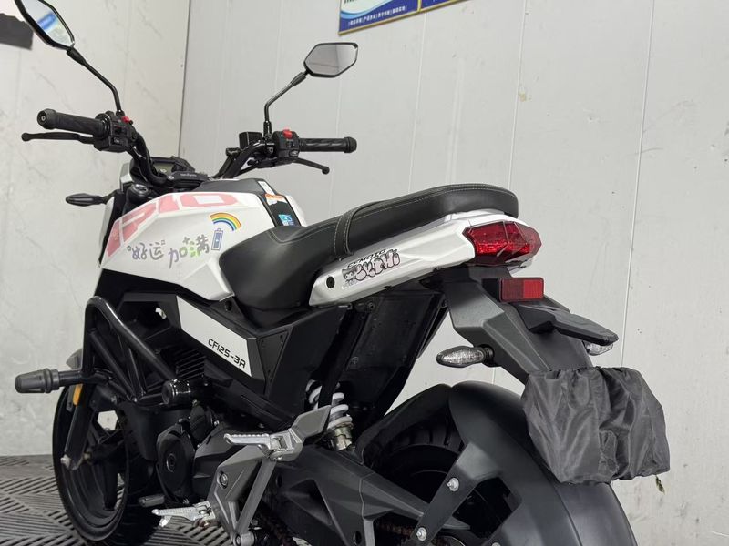 二手春风ST狒狒