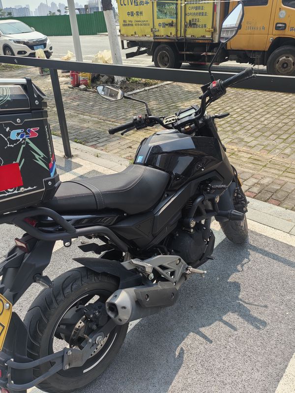 二手春风ST狒狒