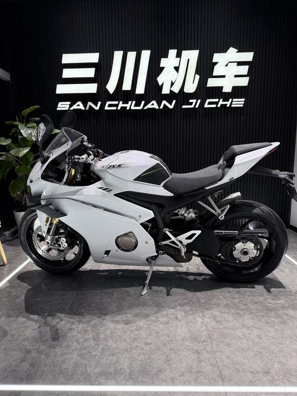 二手张雪机车500RR