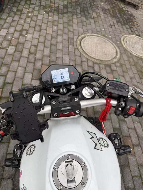 二手贝纳利蓝宝龙 BN302S