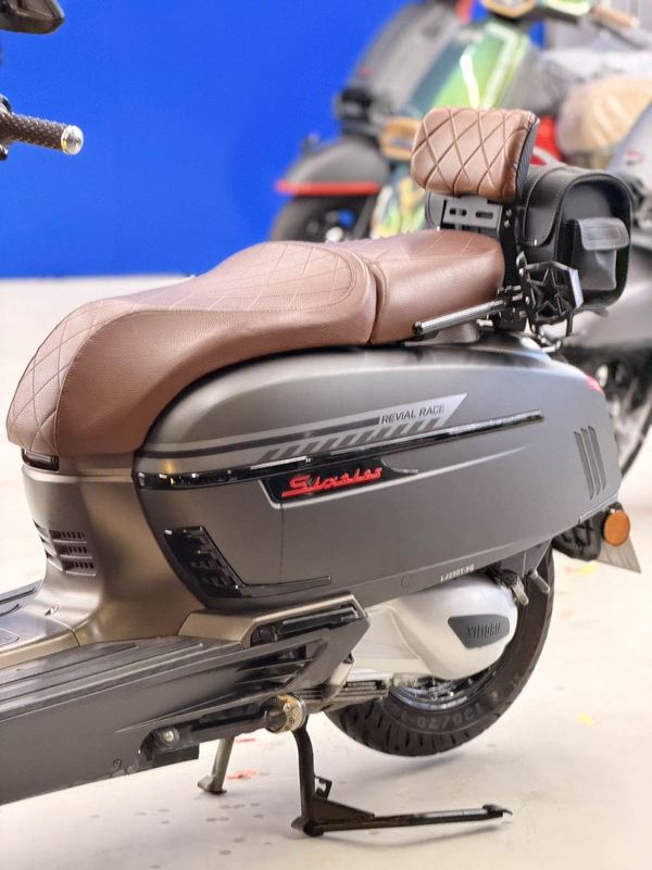 二手维多利亚Sixties 250Si