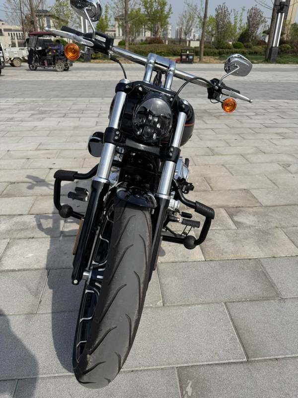 二手哈雷戴维森突破者 Breakout