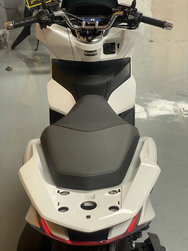 二手五羊本田PCX