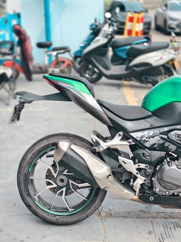 二手贝纳利龙卷风 Tornado 402R