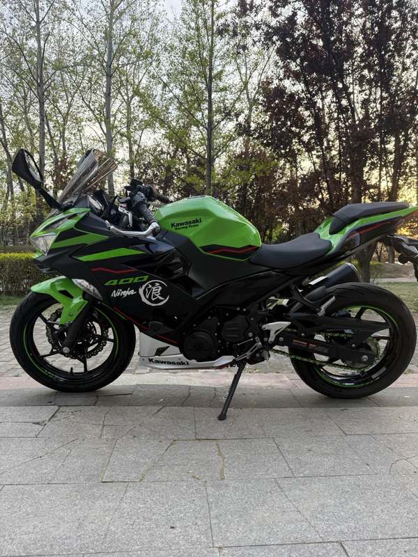 二手川崎Ninja 400