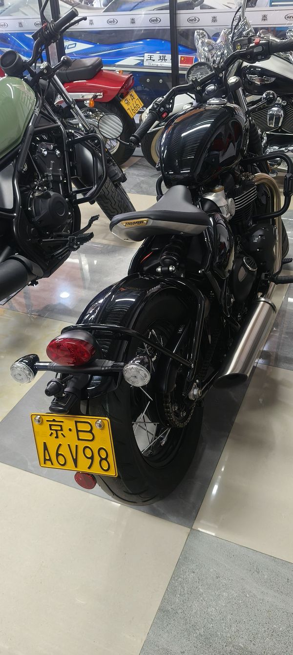 二手凯旋Bonneville Bobber