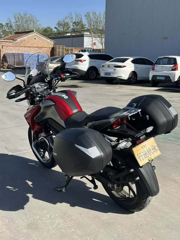 二手五羊本田猛鸷 CB190X