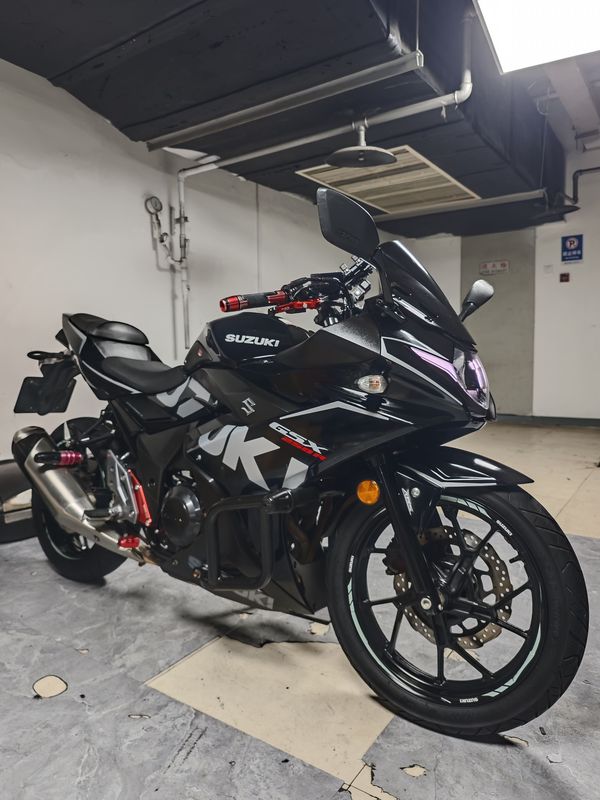 二手豪爵铃木GSX250R