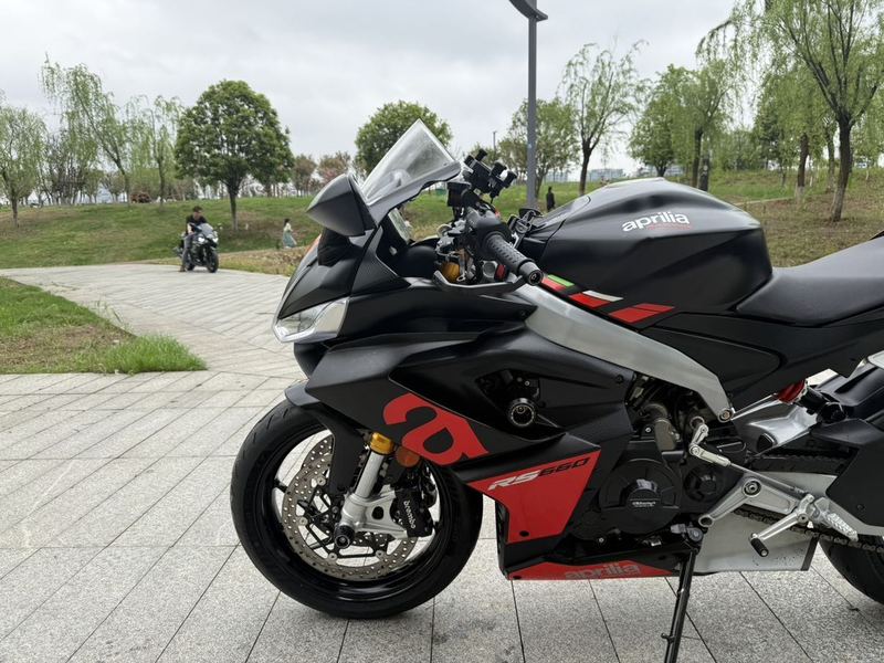 二手阿普利亚RS 660 