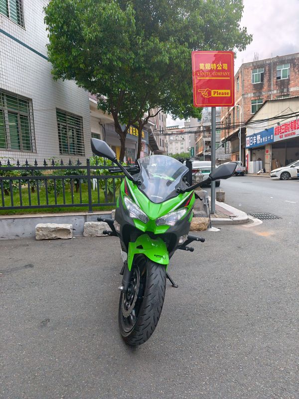 二手川崎Ninja 400
