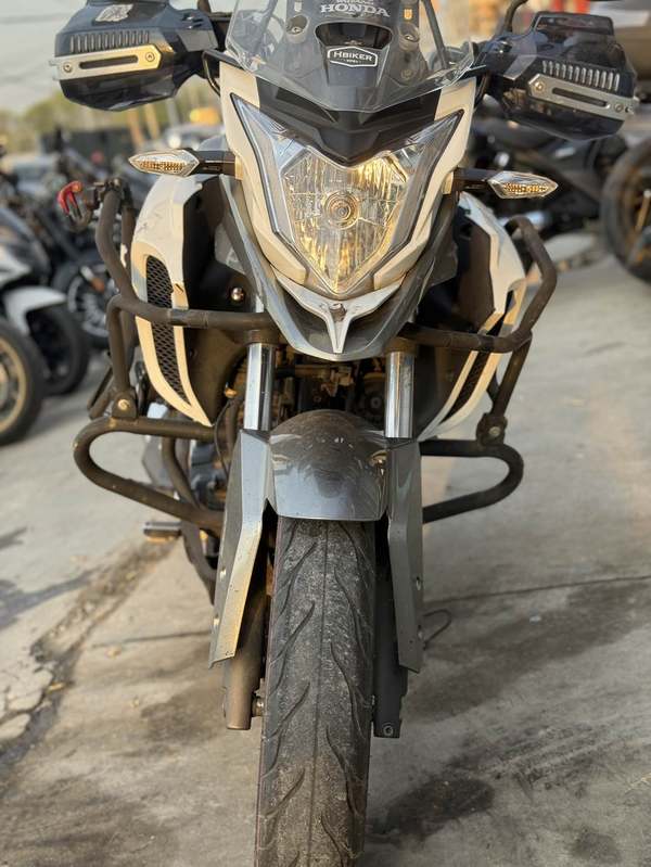 二手五羊本田猛鸷 CB190X