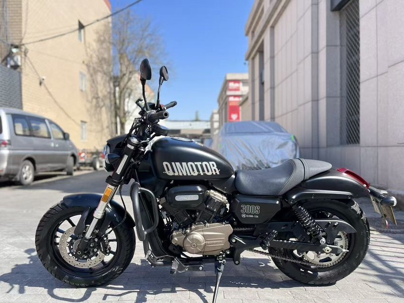 二手QJMOTOR闪300