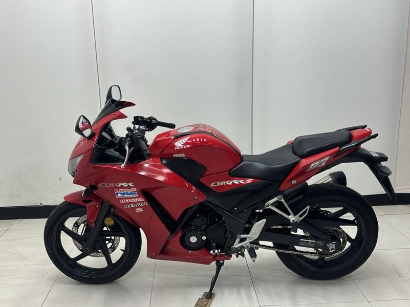二手本田CBR300R