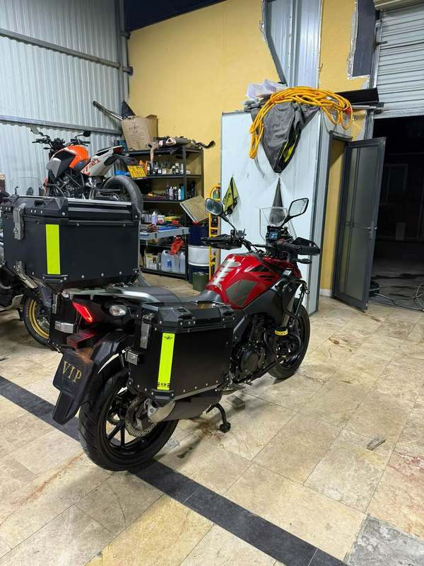 二手豪爵铃木DL250