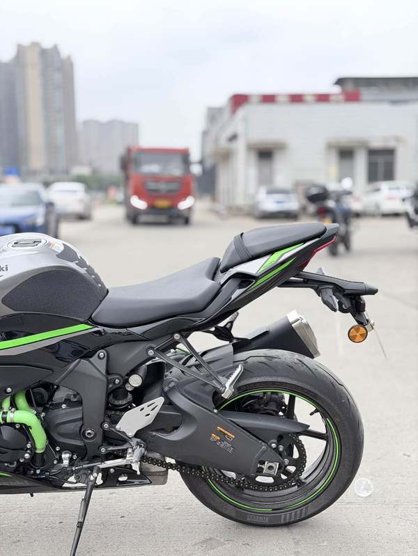 二手川崎Ninja ZX-6R 