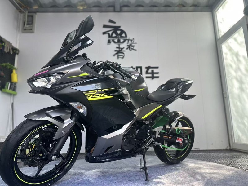 二手川崎Ninja 400