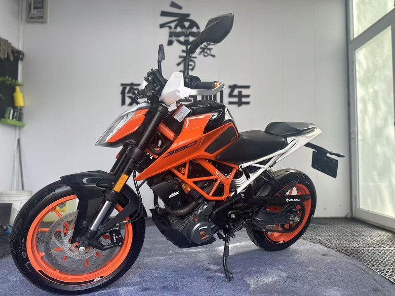 二手KTMR2R390 Duke