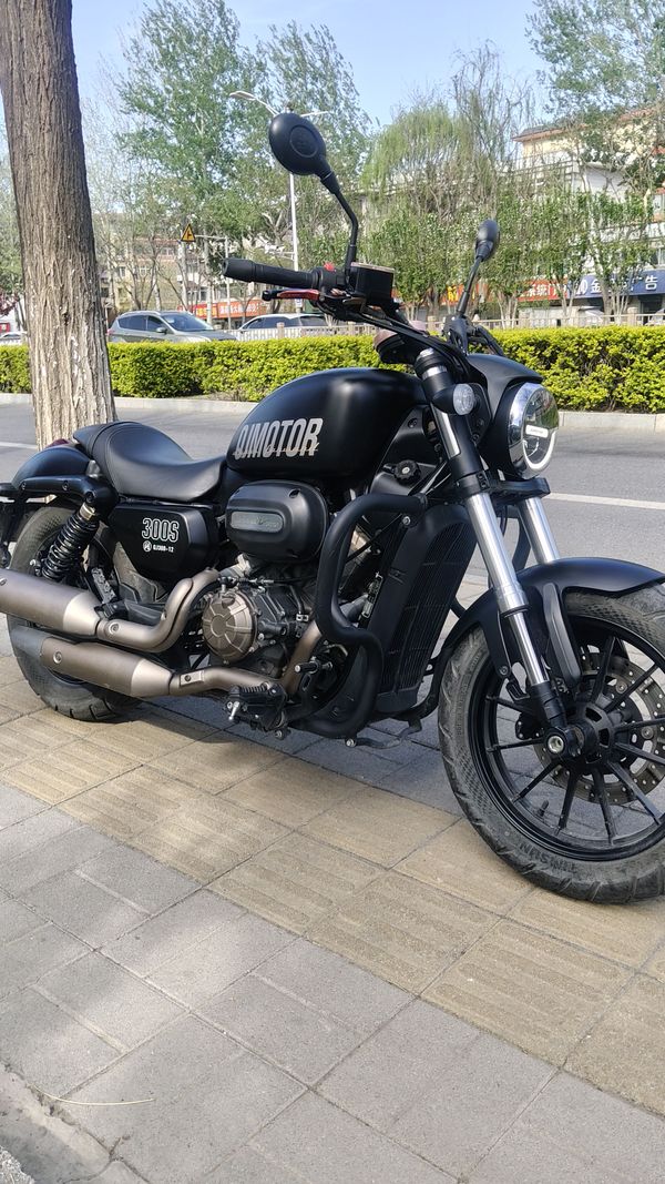 二手QJMOTOR闪300