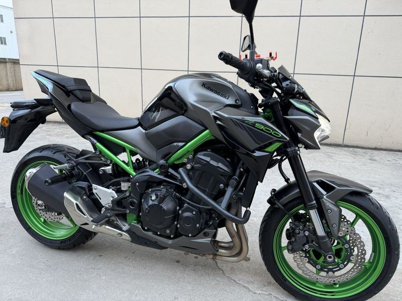 二手川崎Z900