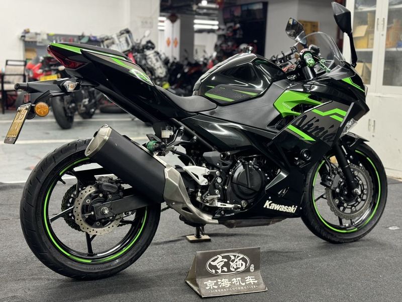 二手川崎Ninja 400