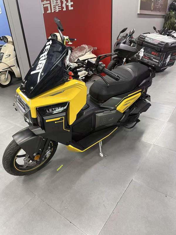 二手猎变机甲蜂