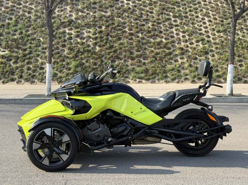 二手庞巴迪Spyder F3 