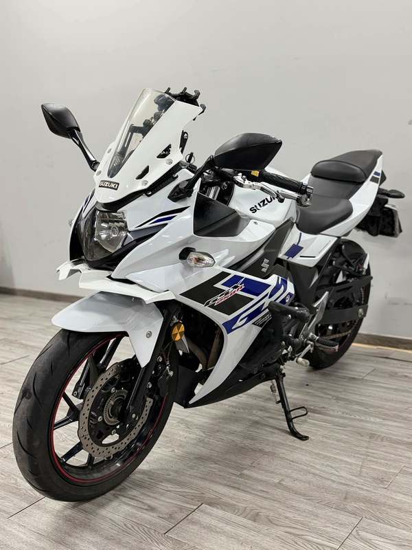 二手豪爵铃木GSX250R