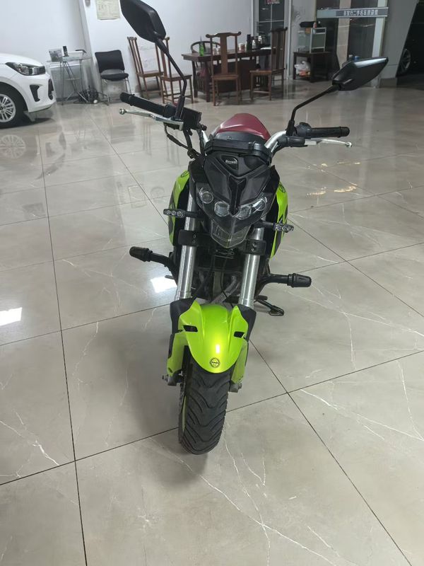 二手贝纳利小暴龙TNT125