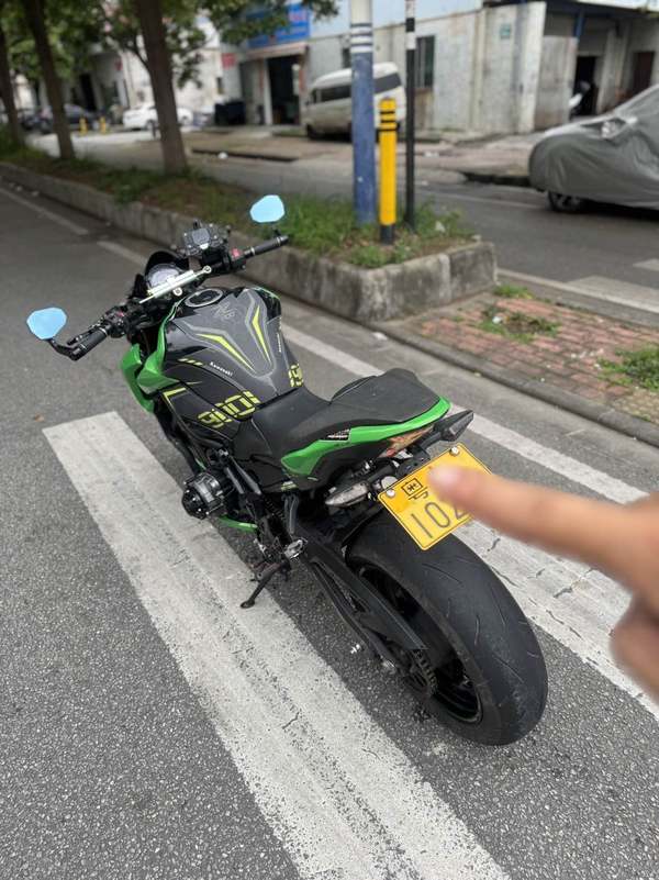 二手川崎Z900