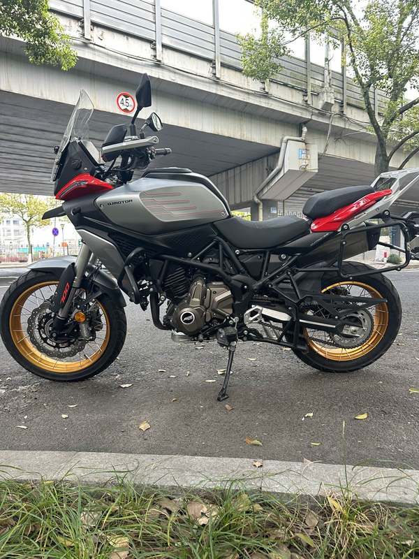 二手QJMOTOR骁700S