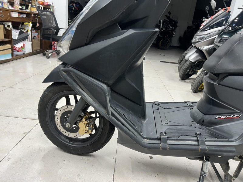 二手五羊本田NX125