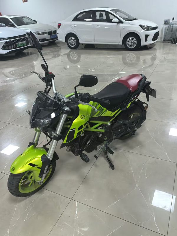 二手贝纳利小暴龙TNT125