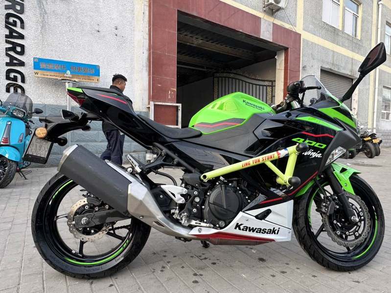 二手川崎Ninja 400