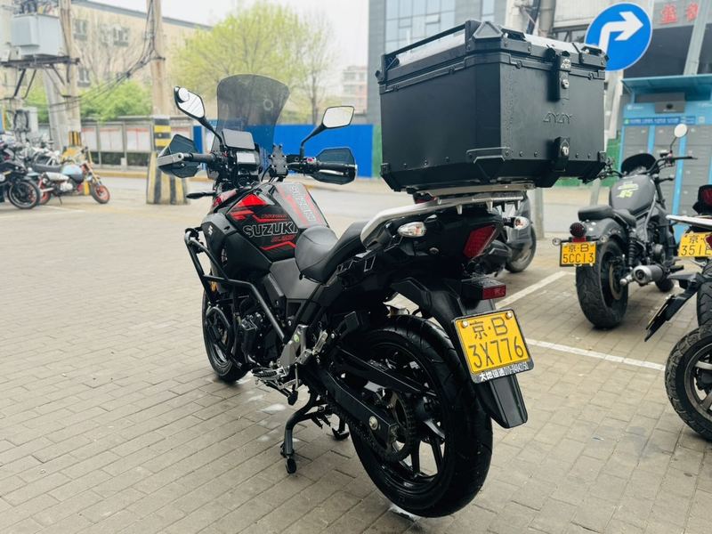 二手豪爵铃木DL250