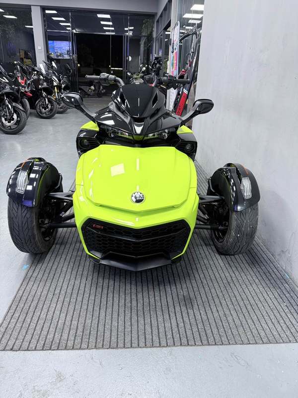 二手庞巴迪Spyder F3 