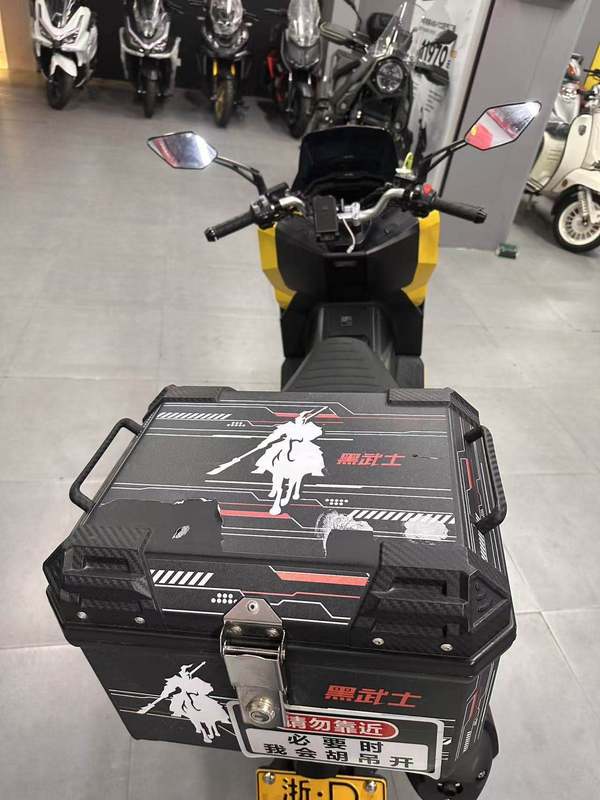 二手猎变机甲蜂