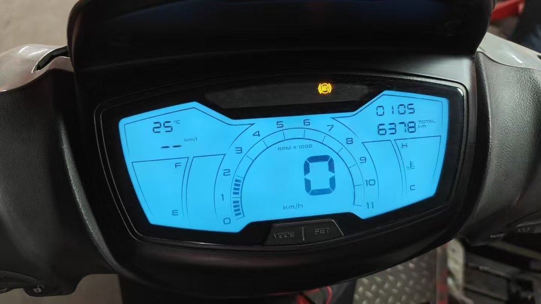 二手比亚乔Medley 150