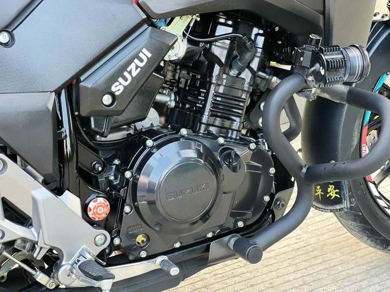 二手豪爵铃木DL250