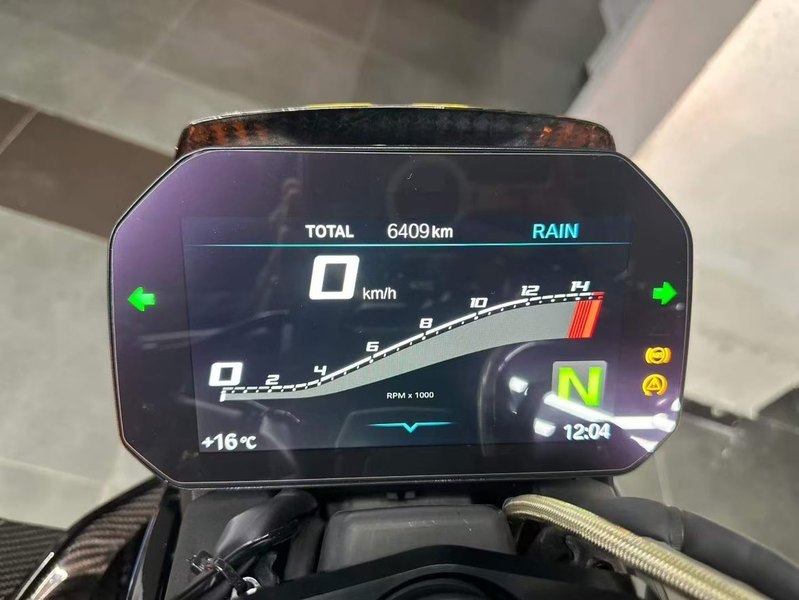 二手宝马M 1000 R