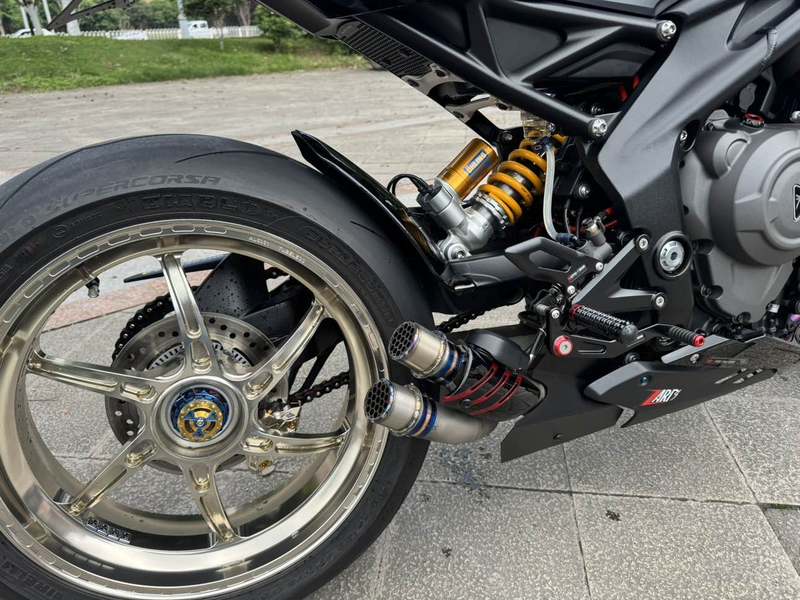 二手凯旋Speed Triple 1200