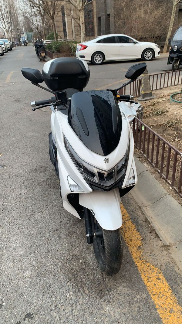 二手豪爵UHR150